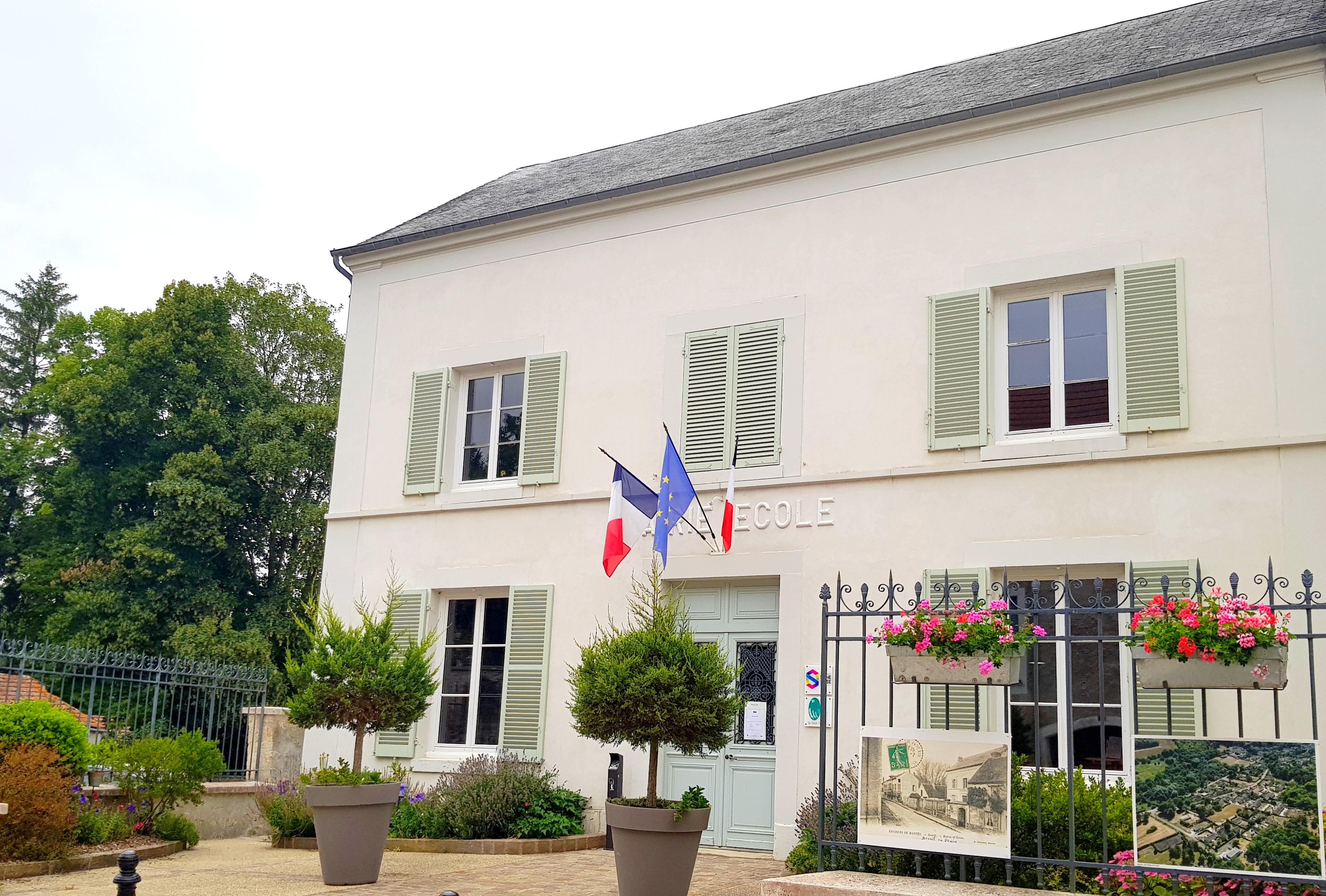 La Mairie brueil en vexin